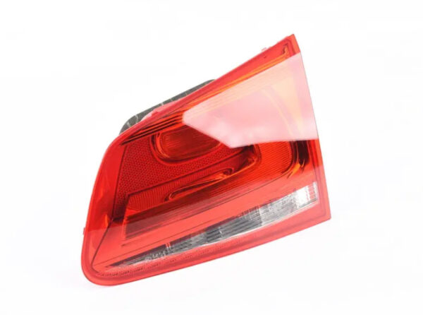 7P6945094C - NEW TAIL LIGHT REAR LAMP RIGHT INNER VW TOUAREG 7P5 7P6945094C ORIGINAL