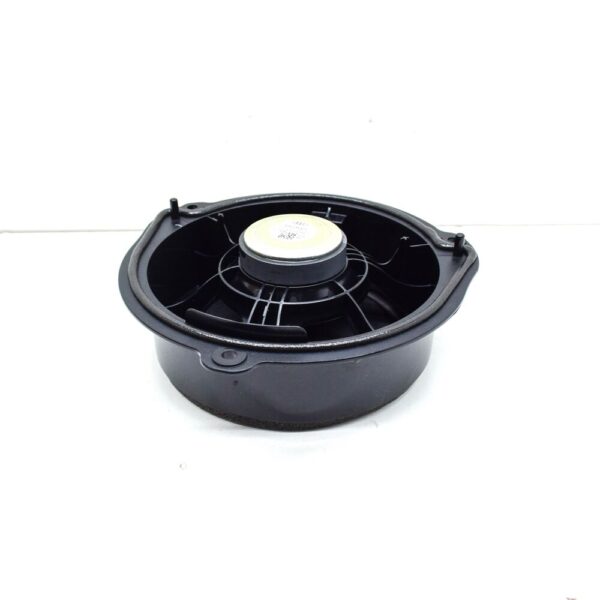 80A035411 - New AUDI Q5 FY 80A REAR LEFT DOOR SPEAKER 80A035411 GENUINE