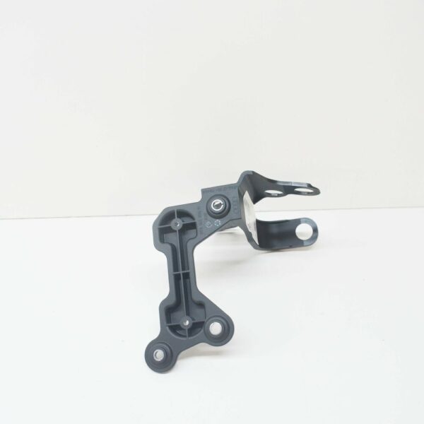 80A145896M - NEW AUDI Q5 FY ADDITIONAL WATER PUMP MOUNT 80A145896M 2017 ORIGINAL
