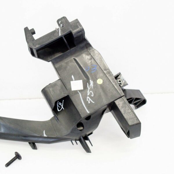 80A805607 - NEW AUDI Q5 80A FRONT LEFT HEADLIGHT BRACKET 80A805607