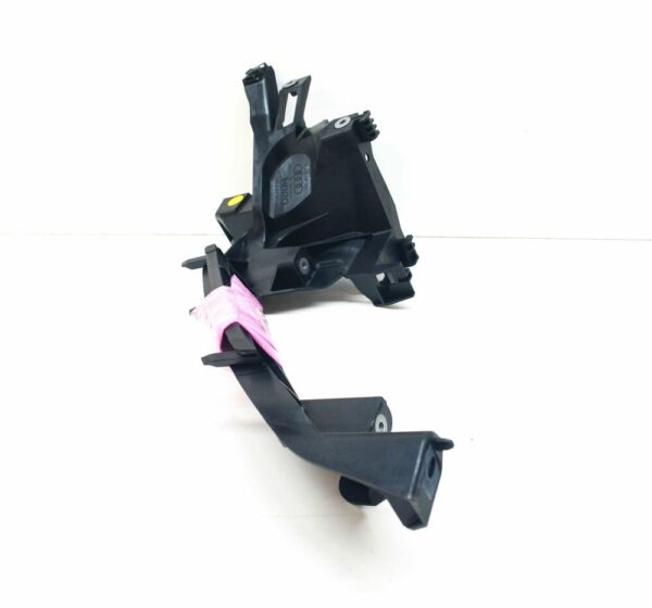 80A805607B - AUDI Q5 80A FRONT LEFT HEADLIGHT BRACKET MOUNT 80A805607B NEW
