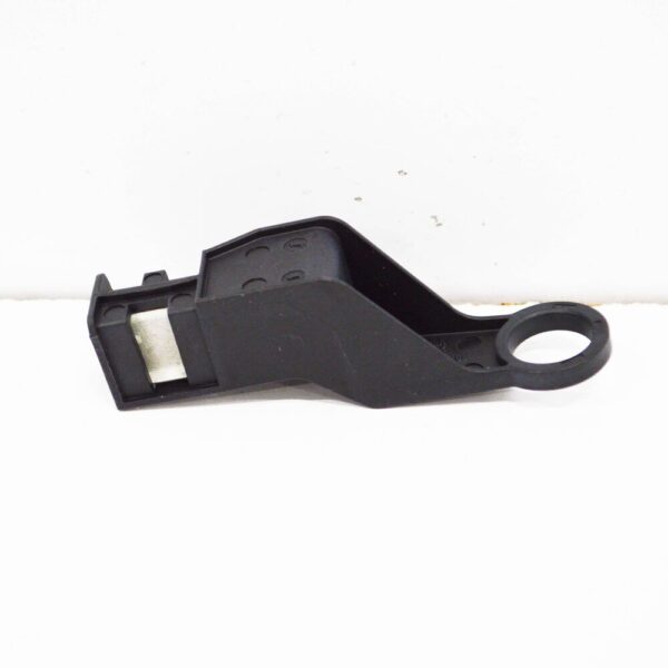 80A820536B - NEW AUDI Q5 FY FRONT BUMPER TEMPERATURE SENSOR BRACKET 80A820536B ORIGINAL