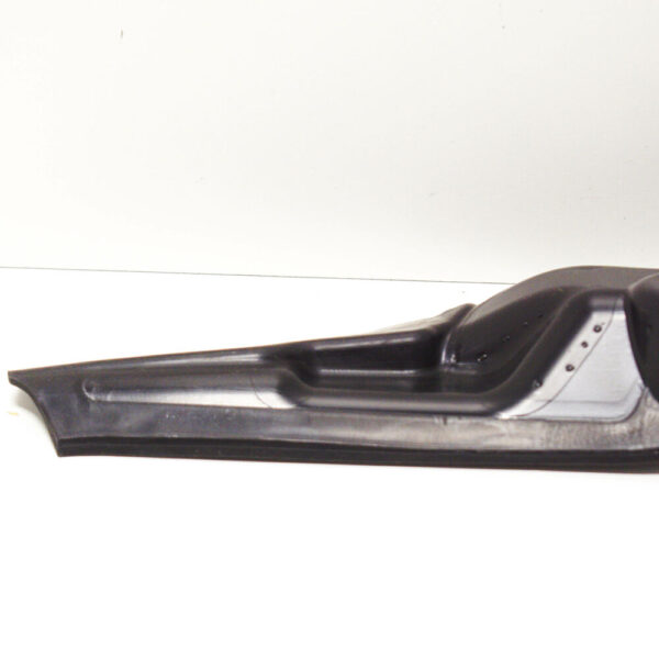 80A821112 - NEW AUDI Q5 80A FRONT RIGHT FENDER INSULATOR 80A821112