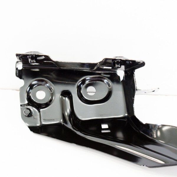80A821132ASTL - NEW AUDI Q5 80A FRONT RIGHT FENDER BRACKET 80A821132ASTL