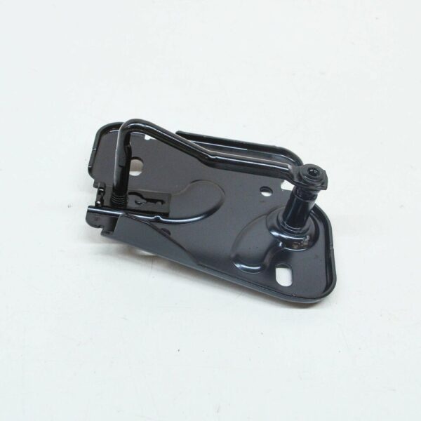 80A823186C - AUDI Q5 FY 80A Front Bonnet Hood Safety Striker Plate 80A823186C NEW GENUINE