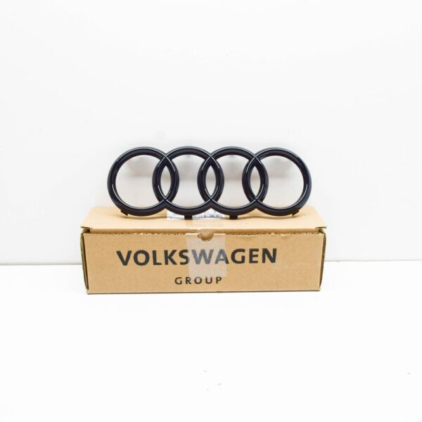 80A853605CT94 - NEW AUDI Q5 FY FRONT BUMPER GRILLE BADGE 80A853605CT94 ORIGINAL
