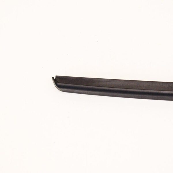 80A854327B9B9 - Audi Q5 windshield strip front left 80A854327B9B9 2017 NEW ORIGINAL