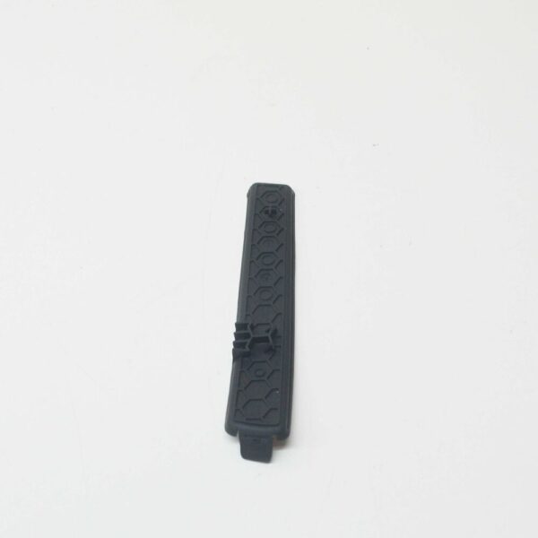 80B8632824PK - NEW AUDI Q5 PANEL TRIM CUP INSERT RUBBER 80B8632824PK 2016