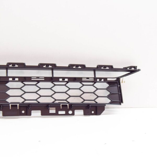 81A807647A3FZ - AUDI Q2 FRONT BUMPER CENTRE LOWER GRILLE 81A807647A3FZ NEW GENUINE
