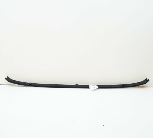 81A823124 - NEW AUDI Q2 GA FRONT BONNET HOOD ENGINE CENTER RUBBER SEAL 81A823124 ORIGINAL