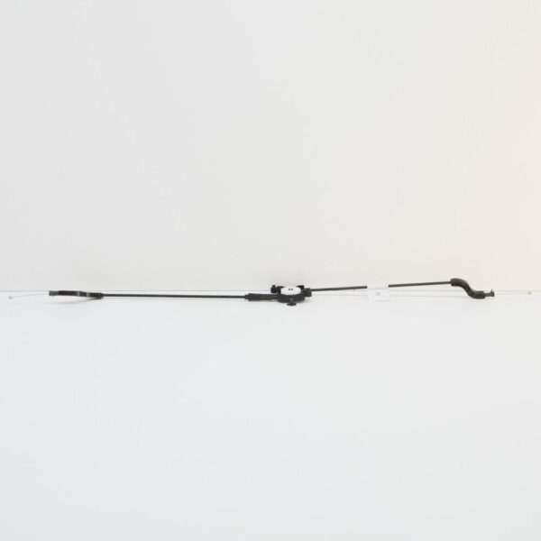 81A823531 - NEW AUDI Q2 GA CENTER BONNET LOCK CABLE 81A823531 ORIGINAL