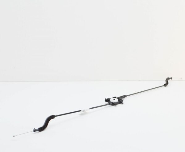 81A823531 - NEW AUDI Q2 GA CENTER BONNET LOCK CABLE 81A823531 ORIGINAL