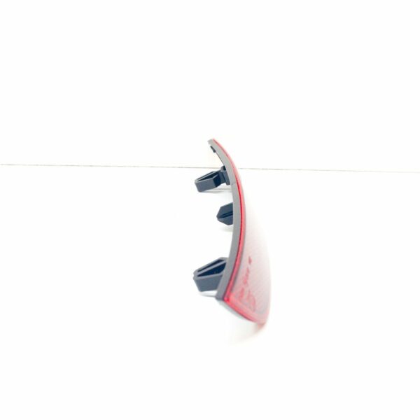 81A945106 - NEW AUDI Q2 REAR RIGHT LIGHT REFLECTOR 81A945106 ORIGINAL