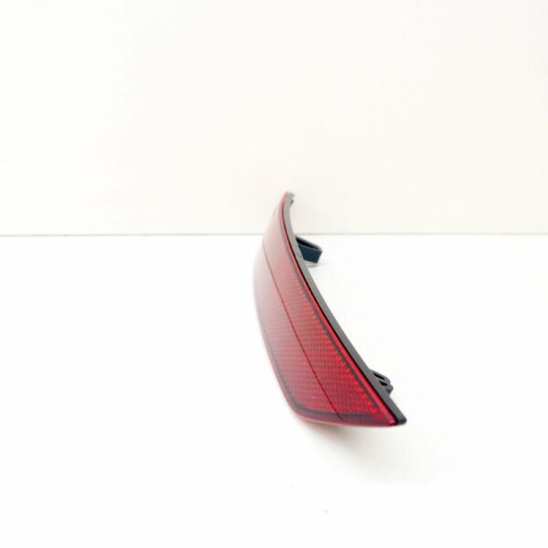 81A945106 - NEW AUDI Q2 REAR RIGHT LIGHT REFLECTOR 81A945106 ORIGINAL
