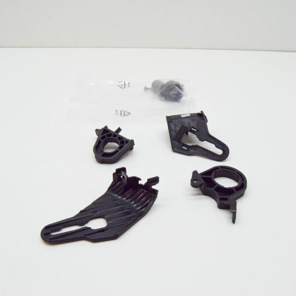 82A998122 - NEW AUDI A1 SPORTBACK GB FRONT RIGHT HEADLIGHT REPAIR BRACKET 82A998122 ORIGINAL