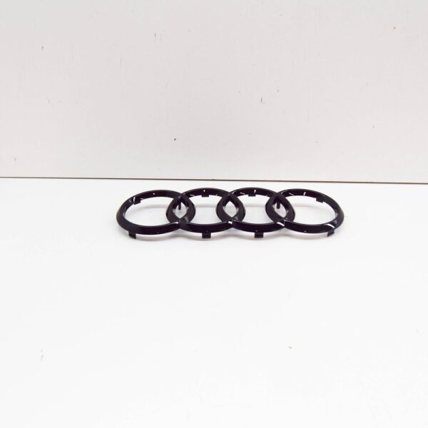 83A071801 - AUDI Q3 F3 FRONT RADIATOR GRILLE EMBLEM 83A071801 NEW GENUINE