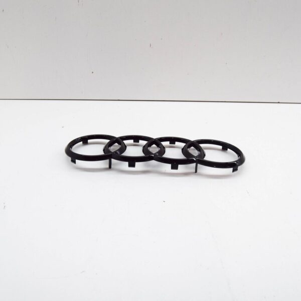 83A071801 - AUDI Q3 F3 FRONT RADIATOR GRILLE EMBLEM 83A071801 NEW GENUINE