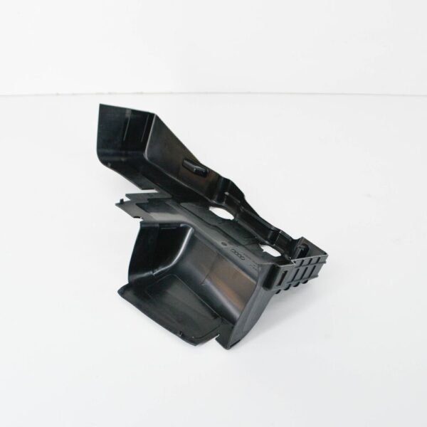 83A121284J - Audi Q3 F3 radiator right air routing 83A121284J new