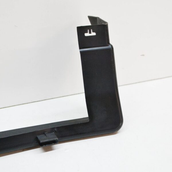 83A121285H - Audi Q3 F3 upper radiator air routing 83A121285H new