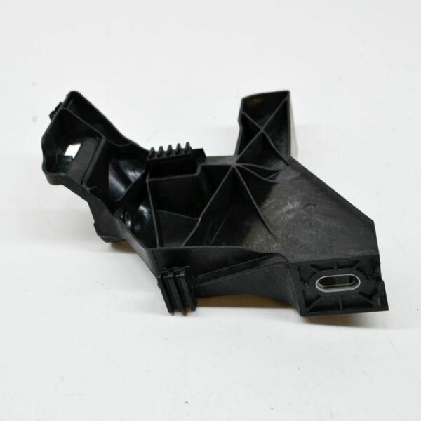 83A805607A - NEW AUDI Q3 SQ3 F3 FRONT LEFT HEADLIGHT BRACKET MOUNT 83A805607A