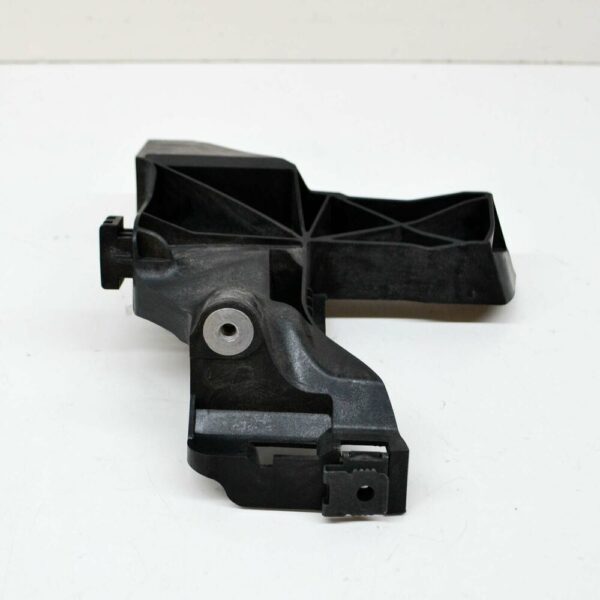 83A805607A - NEW AUDI Q3 SQ3 F3 FRONT LEFT HEADLIGHT BRACKET MOUNT 83A805607A
