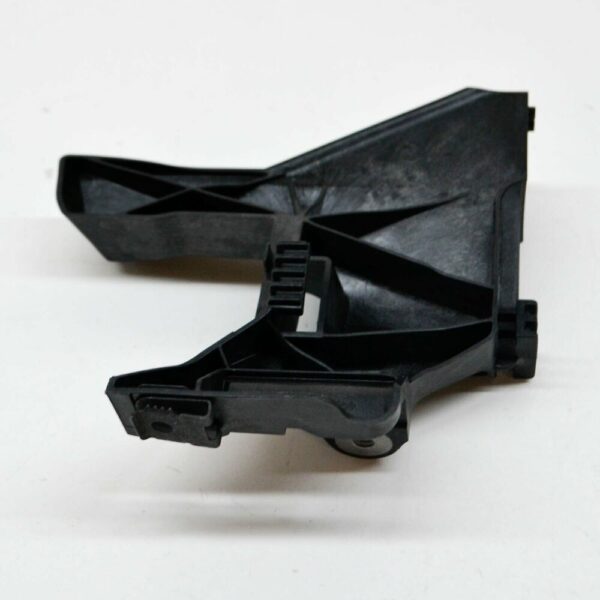 83A805607A - NEW AUDI Q3 SQ3 F3 FRONT LEFT HEADLIGHT BRACKET MOUNT 83A805607A