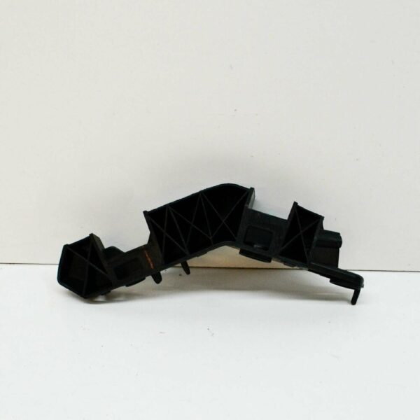 83A807184 - NEW AUDI Q3 F3 FRONT BUMPER CARRIER RIGHT GUIDE BRACKET 83A807184 ORIGINAL