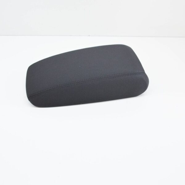 83A864207FH4 - NEW AUDI Q3 F3 SPORTBACK FRONT MIDDLE ARMREST 83A864207FH4 ORIGINAL
