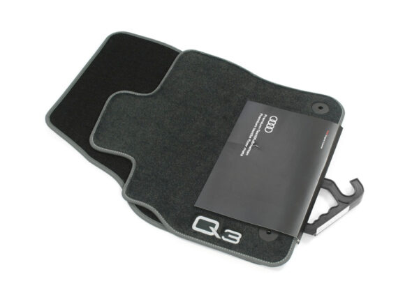 83B061275 - NEW OEM AUDI Q3 F3 FRONT FLOOR MAT SET LHD 83B061275MNO GENUINE