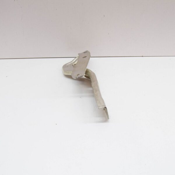 89A823302 - AUDI Q4 E-TRON FRONT RIGHT BONNET HINGE 89A823302 NEW GENUINE