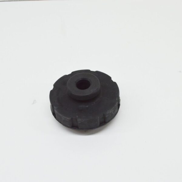 8E0512149P - NEW AUDI A4 B7 BEHIND UPER AXLE SPRING SUPPORT PLATE 8E0512149P ORIGINAL