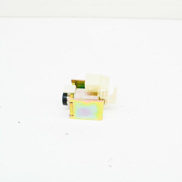 8E0927353A - NEW AUDI A4 B7 SHIFT LOCK SOLENOID 8E0927353A ORIGINAL