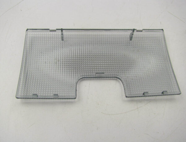 8E0947125 - NEW AUDI SEAT A3 S3 S3 SPORTBACK SEDAN QUATTRO. DIFFUSER LENS 8E0947125. ORIGINAL
