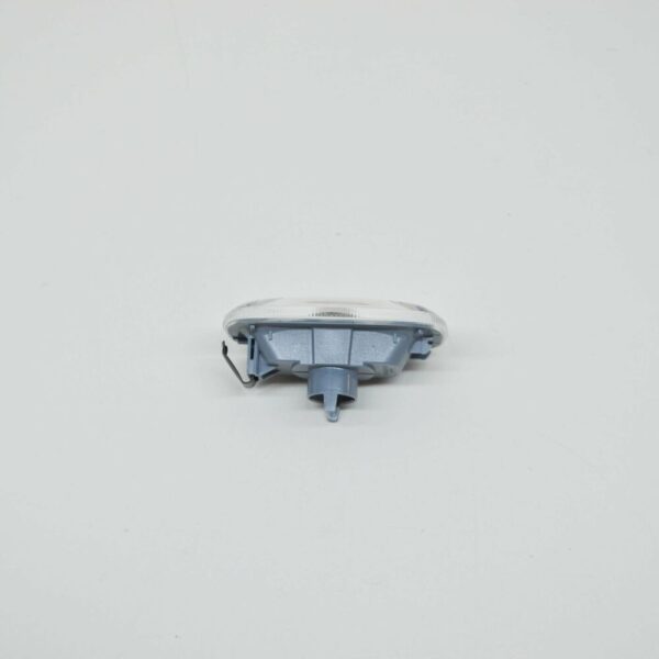 8E0949127 - NEW AUDI A3 8P FRONT LEFT WING TURN INDICATOR CLEAR GLASS 8E0949127