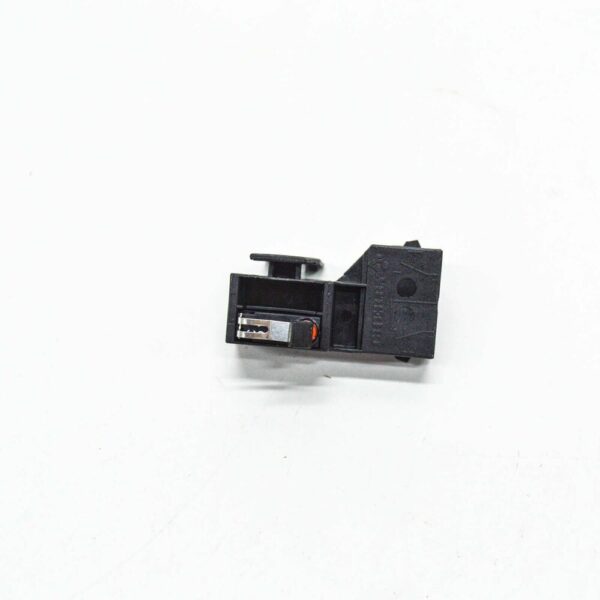 8E0953229 - NEW AUDI A4 B8 REAR HATCH LATCH MICRO SWITCH 8E0953229 GENUINE
