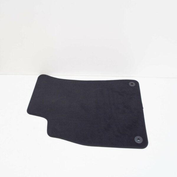 8E1061225E90G - NEW AUDI A4 B6 FRONT VELOUR FLOOR MATS LHD 8E1061225E90G