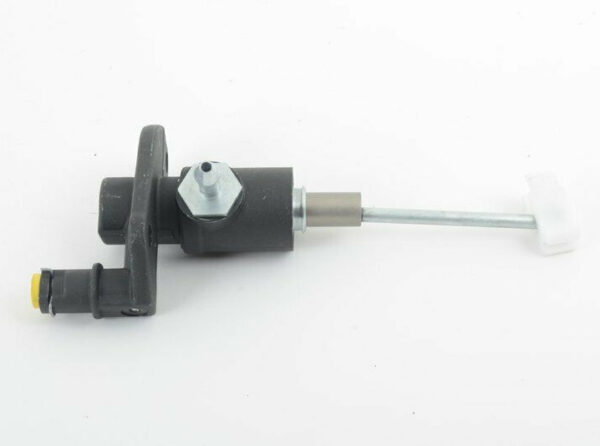 8E1721401AJ - NEW AUDI A4 B7 CLUTCH MASTER CYLINDER 8E1721401AJ