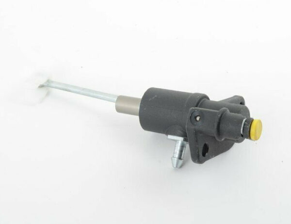8E1721401AJ - NEW AUDI A4 B7 CLUTCH MASTER CYLINDER 8E1721401AJ