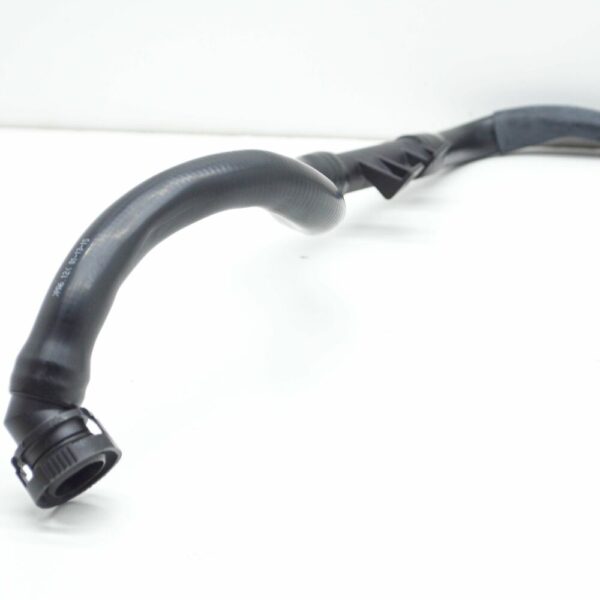 8F0133818B - NEW AUDI A5 CABRIO 8F RIGHT SECONDARY AIR INJECTION PUMP TUBE 8F0133818B