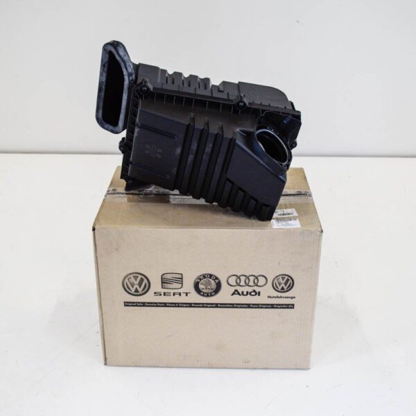8J0129607C - Audi TT RS 8J air filter box 8J0129607C 2014 new original 2.5 petrol