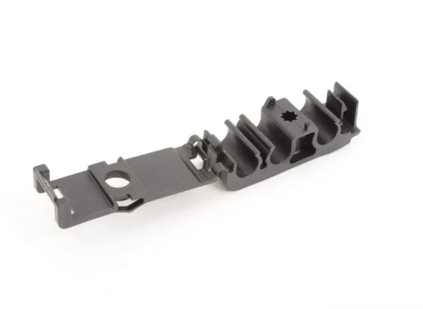 8J0201190A - NEW AUDI A4 AVANT B8 FUEL LINE SUPPORT CLAMP 8J0201190A ORIGINAL
