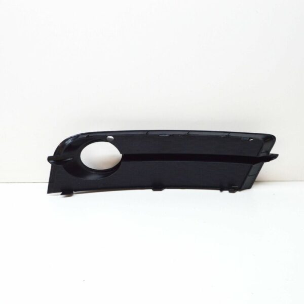 8J080768201C - NEW AUDI TT 8J RIGHT FOG LIGHT GRILLE 8J080768201C 8J0807682 01C 2011 GENUINE