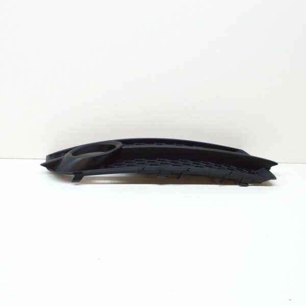 8J080768201C - NEW AUDI TT 8J RIGHT FOG LIGHT GRILLE 8J080768201C 8J0807682 01C 2011 GENUINE