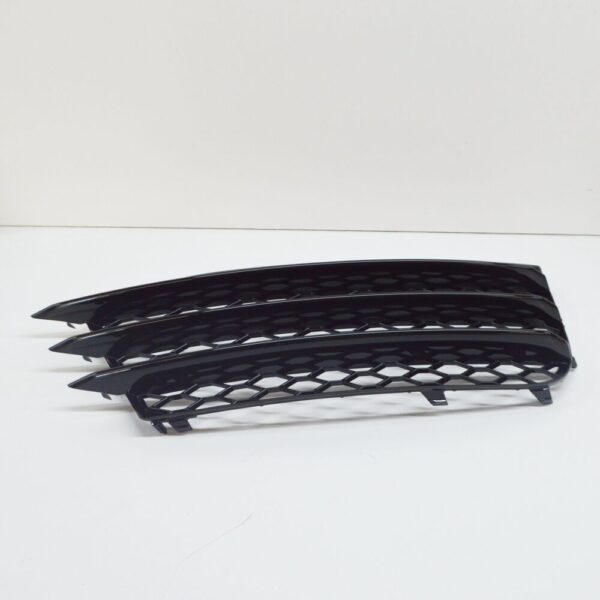 8J0807682GT94 - Audi TTRS 10-14 New Genuine Front Bumper Air Guide Grill Right Side