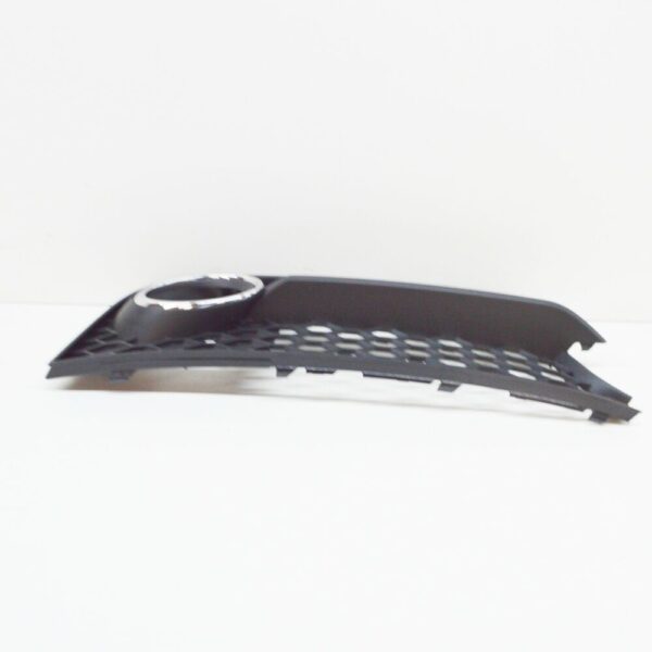 8J0807682HT94 - NEW AUDI TT 8J FRONT BUMPER RIGHT AIR GUIDE GRILLE 8J0807682HT94 ORIGINAL