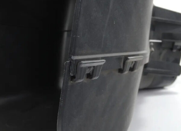 8J0825319B - NEW AUDI TT RS 8J FRONT LEFT BUMPER AIR GUIDE CHANNEL 8J0825319B