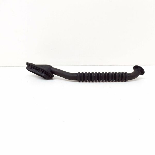8J0827430 - NEW AUDI TT 8J REAR SPOILER RIGHT WATER DRAINAGE HOSE 8J0827430 ORIGINAL