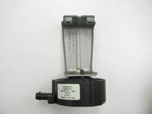 8J0907601 - AUDI Q7 4LB Sound Impact Amplifier 8J0907601 NEW GENUINE