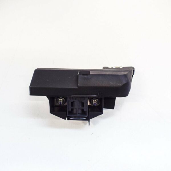 8J0915459 - NEW AUDI A4 POSITIVE BATTERY CLAMP B8 8J0915459 2011 ORIGINAL