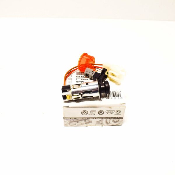 8J0919303A - NEW AUDI TT 8J CIGARETTE LIGHTER SOCKET 8J0919303A ORIGINAL